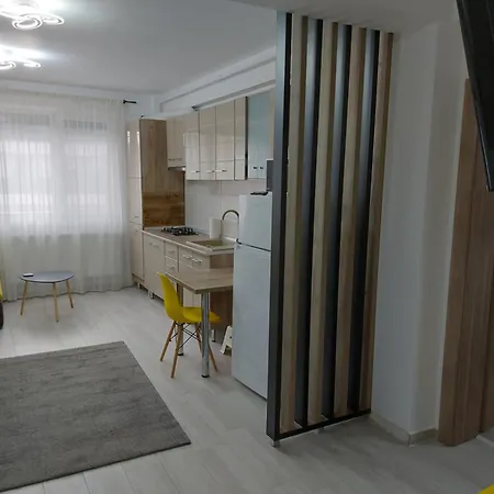 23 Valuri, 2 Camere, 2 Bai Нэводари