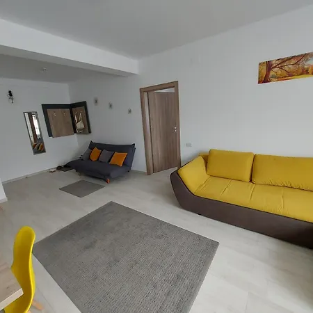 23 Valuri, 2 Camere, 2 Bai