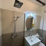 23 Valuri, 2 Camere, 2 Bai