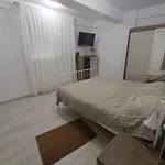 23 Valuri, 2 Camere, 2 Bai דירה
