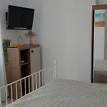 23 Valuri, 2 Camere, 2 Bai