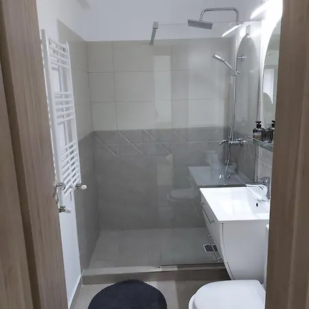 23 Valuri, 2 Camere, 2 Bai Apartamento Năvodari