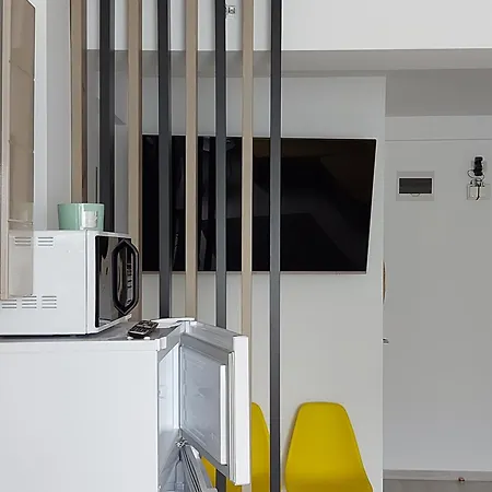 23 Valuri, 2 Camere, 2 Bai * Navodari
