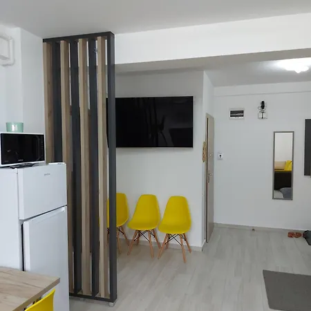 23 Valuri, 2 Camere, 2 Bai Navodari